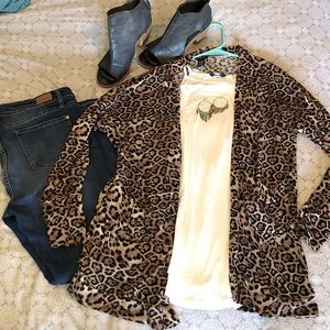 Rue 21 Leopard print cardigan